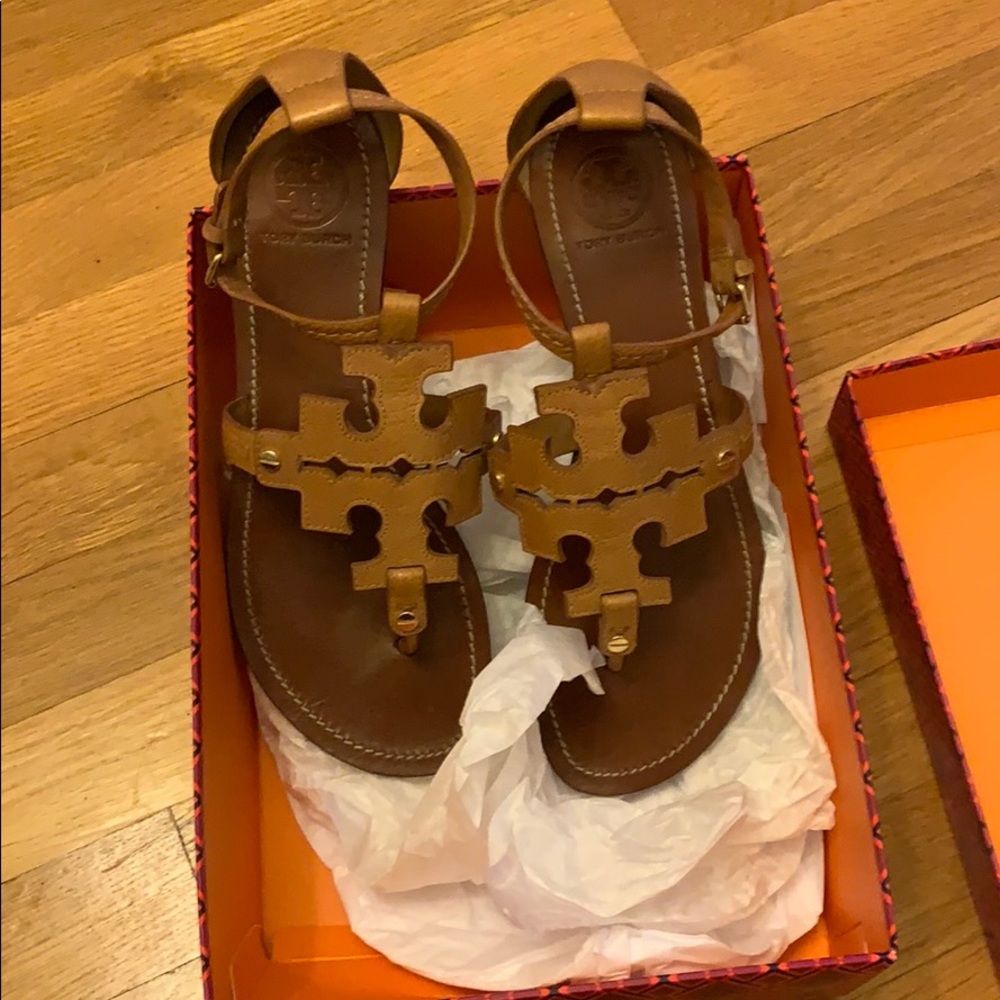 Tory Burch Phoebe Flat Thong Sandals 9
